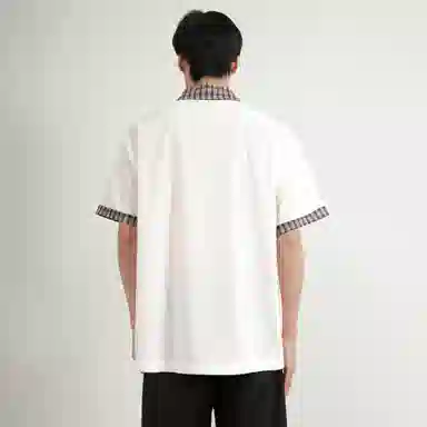 URBAN AUTHENTIC T