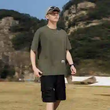 稻草人 美式高街简约基础款纯色户外跑步运动透气休闲宽松舒适百搭短袖短裤健身套装 男女同款