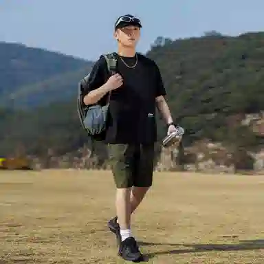 稻草人 美式高街简约基础款纯色户外跑步运动透气休闲宽松舒适百搭短袖短裤健身套装 男女同款