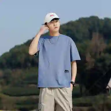 稻草人 美式高街简约基础款纯色户外跑步运动透气休闲宽松舒适百搭短袖短裤健身套装 男女同款