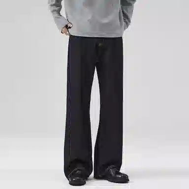 Geoffrey B. Small Classic Loose Straight Jeans