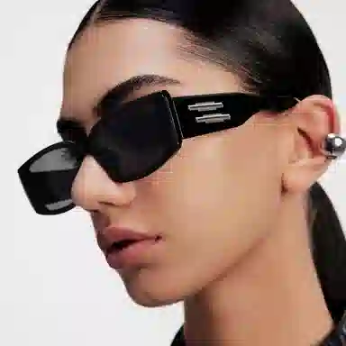 PLASTIC BRAIN THE BLACK Y2k