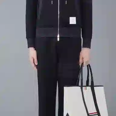 THOM BROWNE