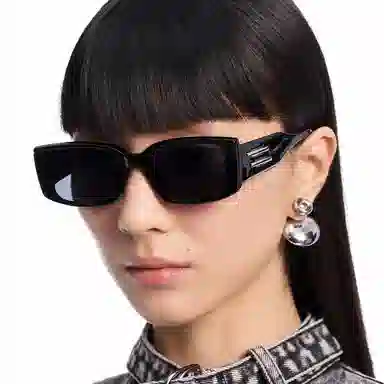 PLASTIC BRAIN THE BLACK Y2k