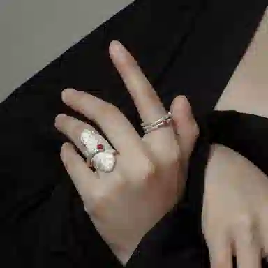 M.Wong Desire Series Adjustable Silver Ring