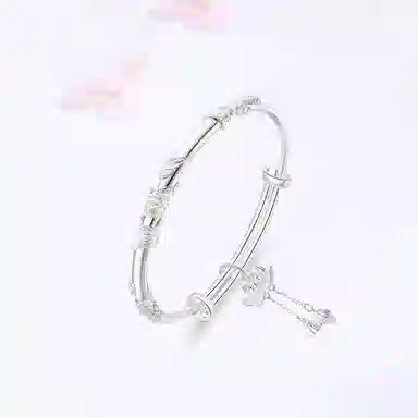 【S999足银|精选高品质】 金师傅 繁花似锦两世欢 好运莲莲万事如意新中式国潮气质典雅百搭 小众轻奢设计高级#好运 纯银 可调节手镯 女款