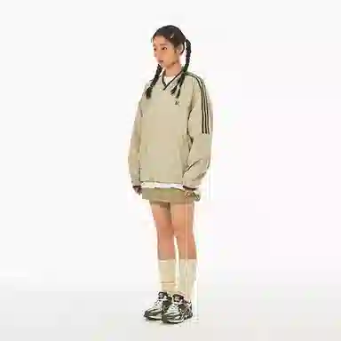 Mr. Jiangnan Vintage V-Neck Sweatshirt