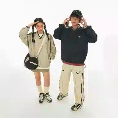 Mr. Jiangnan Vintage V-Neck Sweatshirt