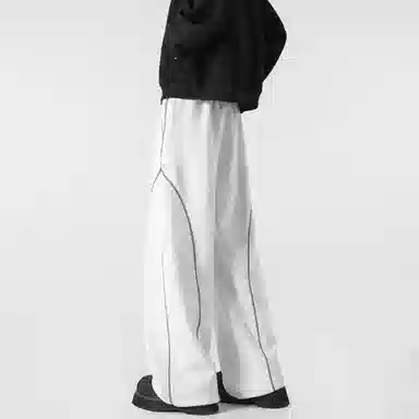 maxim's de paris logo