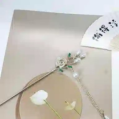 【永不凋零】 指尖瑰宝 古风花朵流苏步摇古典国潮文艺盘发汉服简约百搭对着黄昏许愿 合金/珍珠 发簪 女款