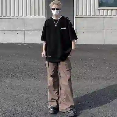 SPONGEBOB SQUAREPANTS T