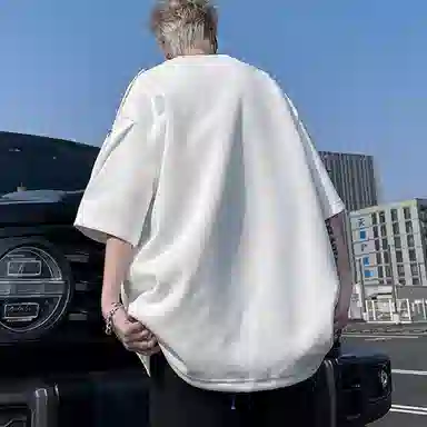 SPONGEBOB SQUAREPANTS T