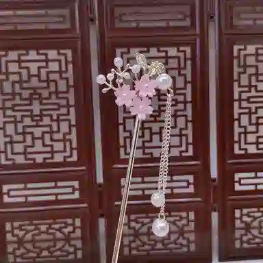 【清风徐徐】 指尖瑰宝 古风珍珠小花新中式流苏步摇高级感簪子汉服盘发发饰簪花发钗前方终会是温柔和月光 合金 发簪 女款