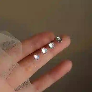 999