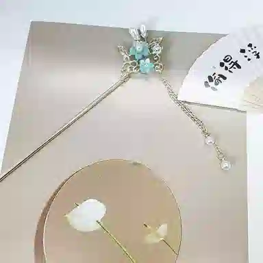 【朝朝暮暮】 指尖瑰宝 蓝色花朵流苏步摇中式高级典雅日常通勤通用花开有期美好将至 合金 发簪 女款