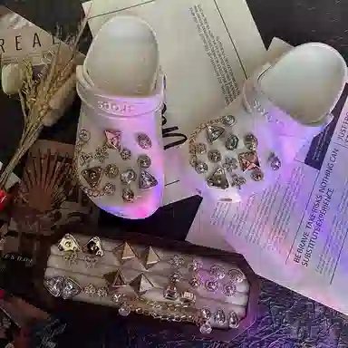 crocs DIY