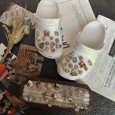 crocs DIY