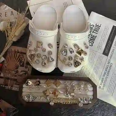 crocs DIY