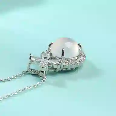 印象眸 新中式在逃公主轻奢小众简约高级感时尚四叶草百搭闪耀锁骨链 礼盒包装#好运天然 玉髓 项链 女款