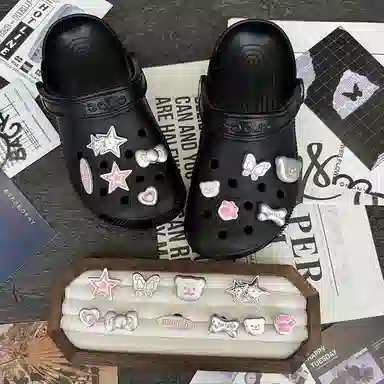 crocs