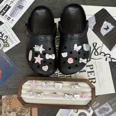 crocs
