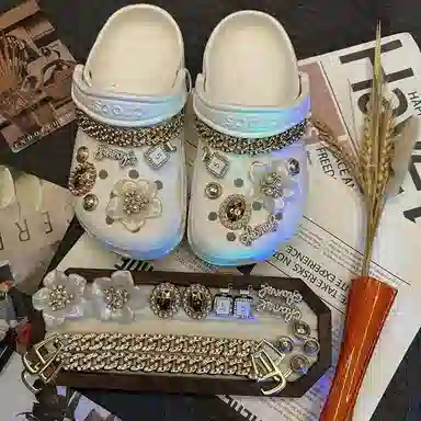 crocs DIY