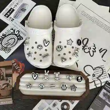 crocsDIYDIY