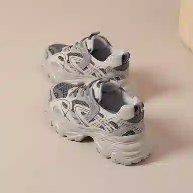 ST&SAT Low Top Sneakers