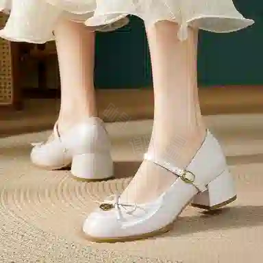 KATHRYN WILSON 5cm