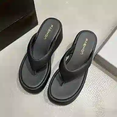 TAFN Platform Flip Flops