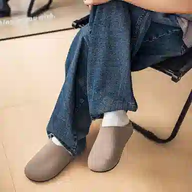 南极人 勃肯复古轻奢高级感软底舒适通勤 橡胶底 静音防磨包头拖鞋 男款