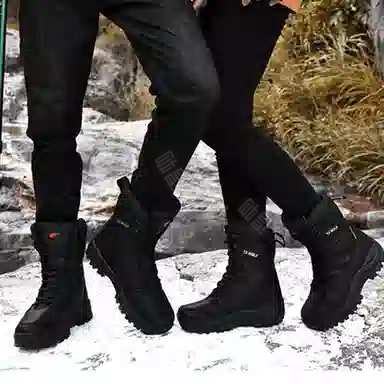 探森狼 超纤皮 透气防污抓地防撞 短筒 雪地靴 男女同款 黑色