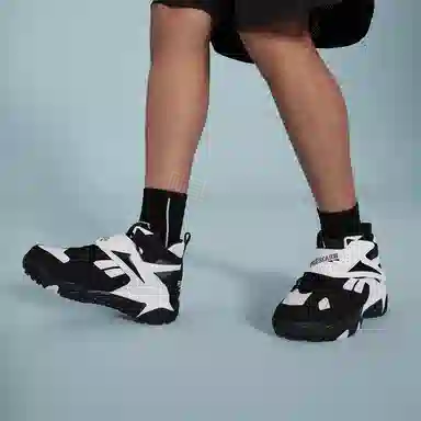 Reebok Preseason 94 Black White