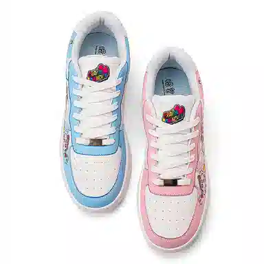 Crayon Shinchan Love Pair Low Sneakers