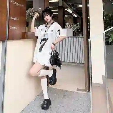 Hello Kitty x Sanrio eva