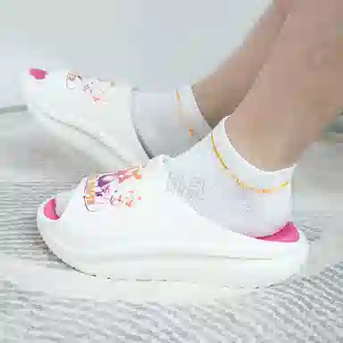 Li-Ning x League of Legends Pool Party Slides