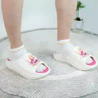 Li-Ning x League of Legends Pool Party Slides