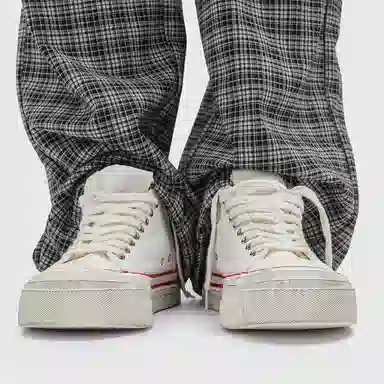 URBAN AUTHENTIC