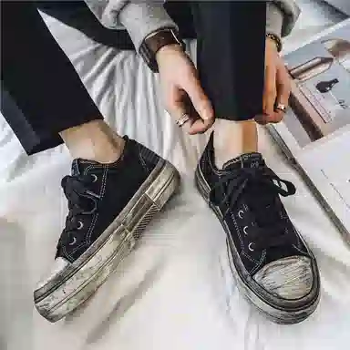 URBAN AUTHENTIC