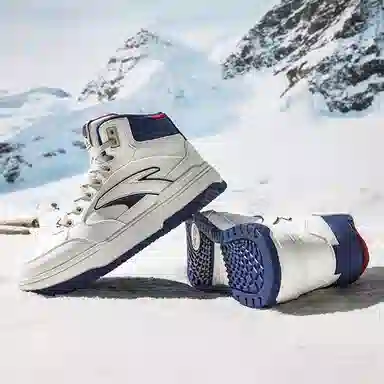 Anta 982