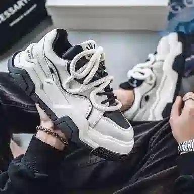 URBAN AUTHENTIC