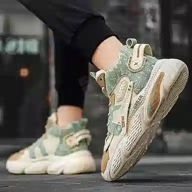 URBAN AUTHENTIC
