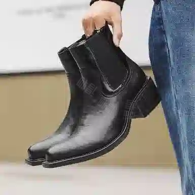 V05 Chelsea Boots Black