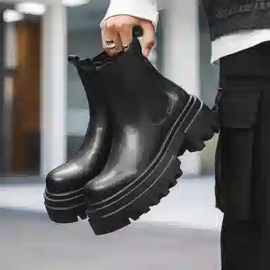 V05 Chelsea Boots