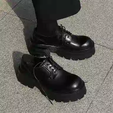 V05 Paris Derby Shoes