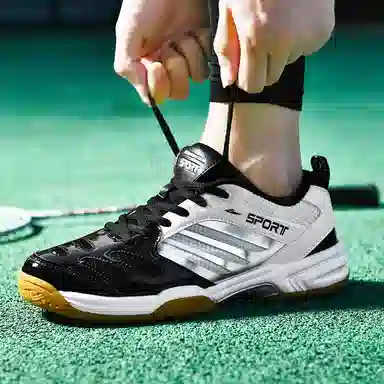 酷丁 时尚休闲个性百搭 减震防滑耐磨透气包裹性轻便回弹 低帮 羽毛球鞋 男款