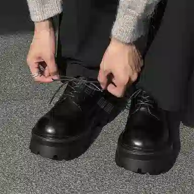 V05 Paris Derby Shoes