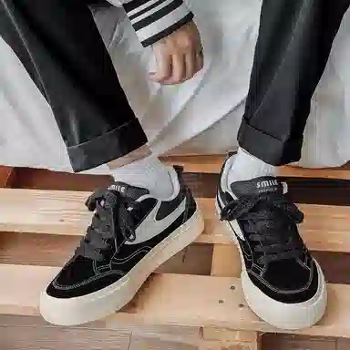 URBAN AUTHENTIC