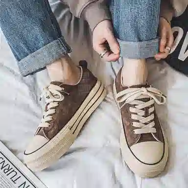 URBAN AUTHENTIC