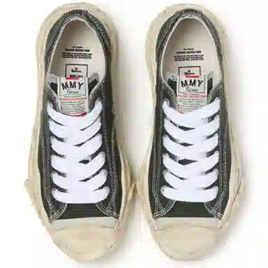 MIHARA YASUHIRO Hank VL Green